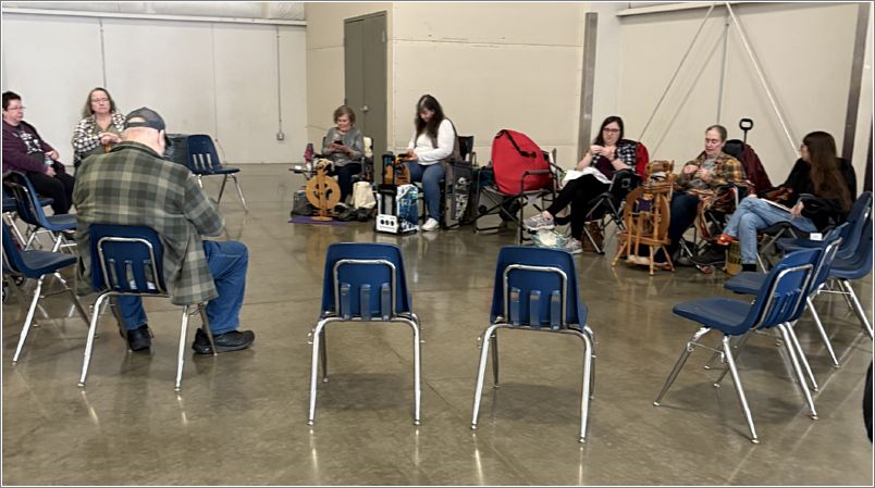  Handspinners in the Spinners Circle. Photo: Linda Bolewicz.